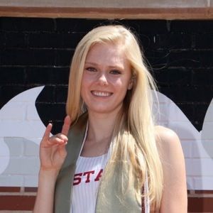 Meet your Posher, Kaitlyn